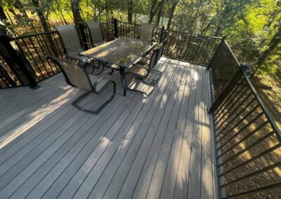 Laurell E Tulsa Deck 18