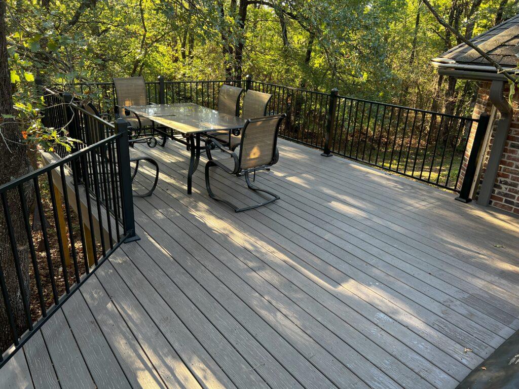 Laurell E Tulsa Deck 4