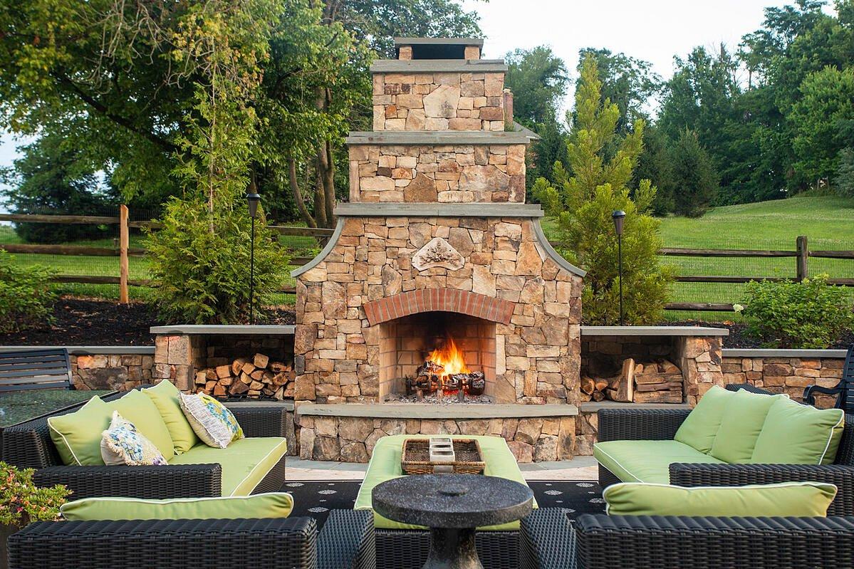 Tulsa Outdoor Fireplace 1